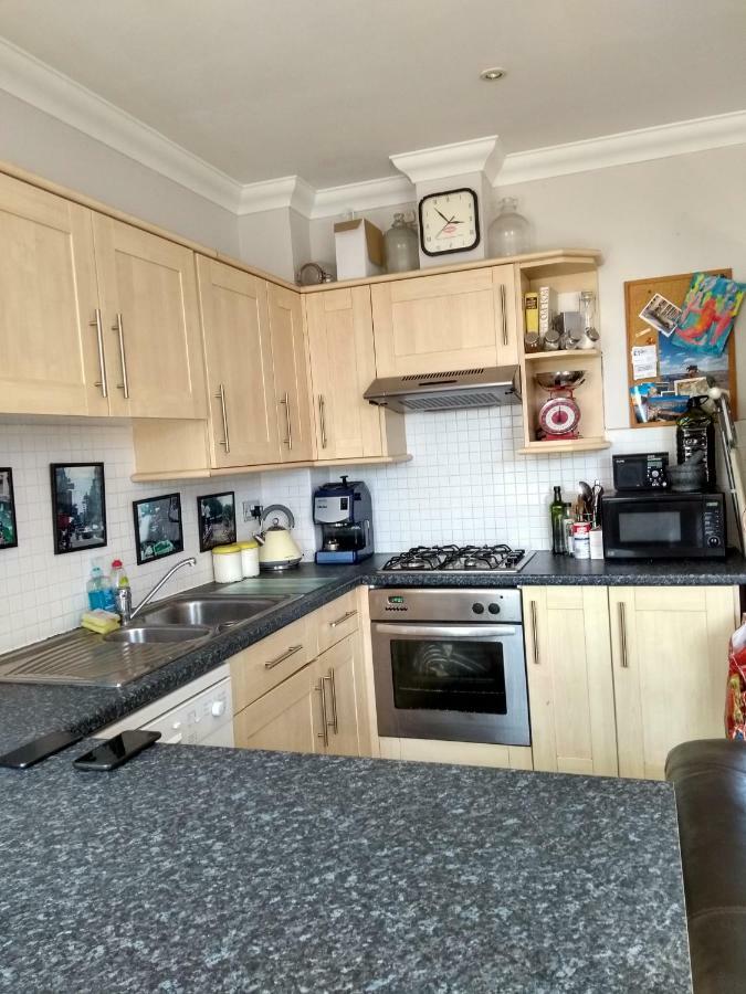 Stunning Retro Apartment In Central 브라이턴 외부 사진