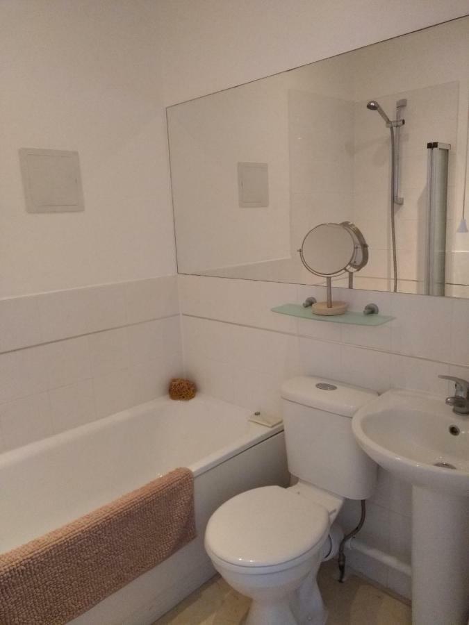 Stunning Retro Apartment In Central 브라이턴 외부 사진
